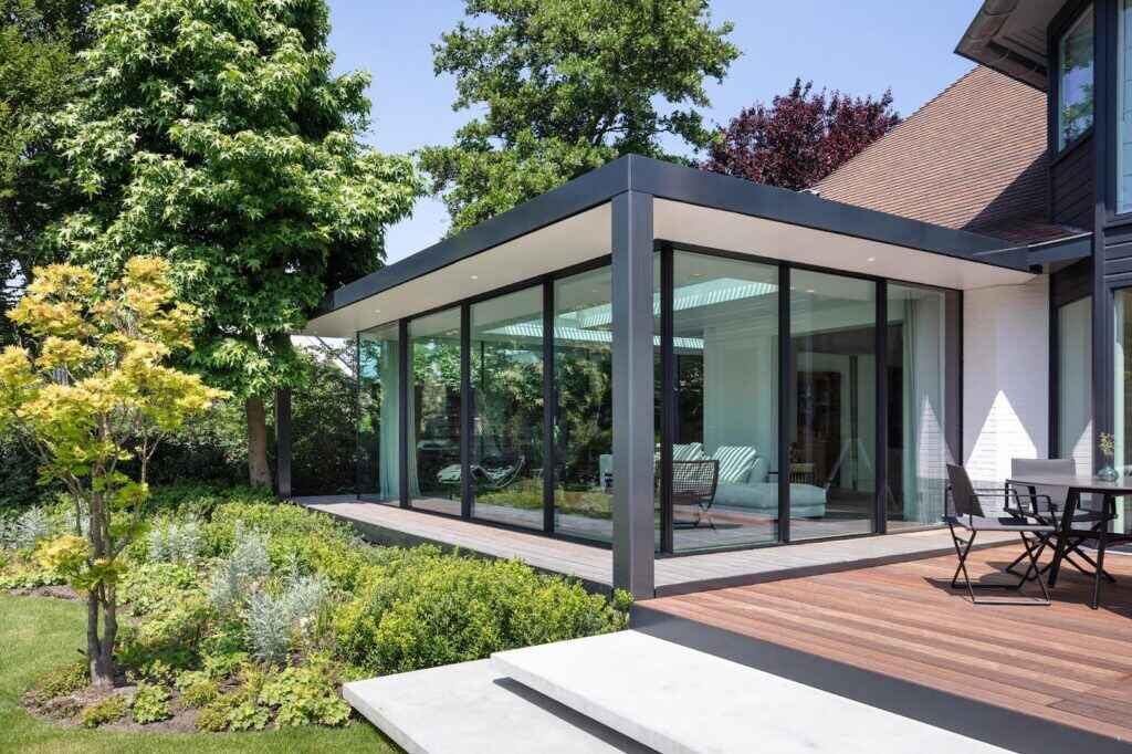Uitbouw